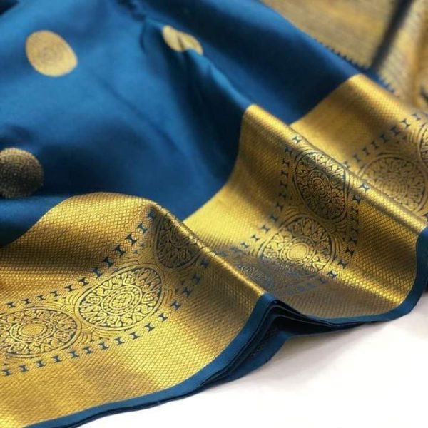 Stunning Blue Pure Kanchipuram Silk Saree - Image 5