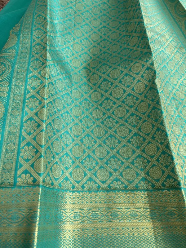 Dark Sea Green Pure Kanchipuram Silk Saree - Image 4