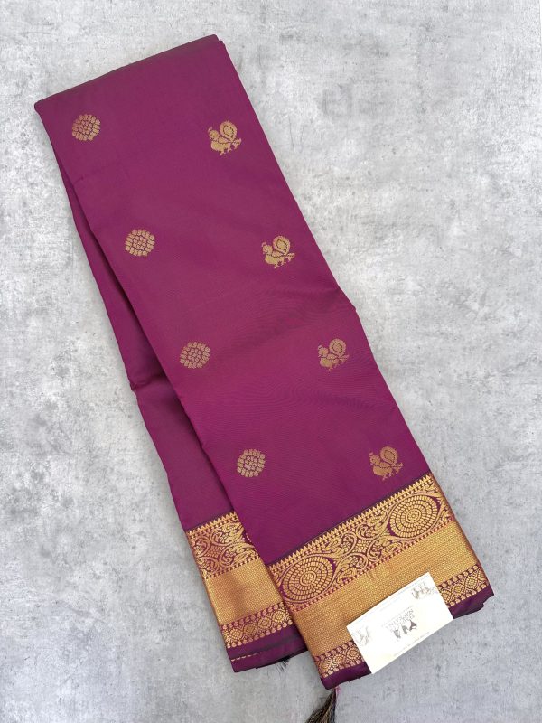 Pink Kumkum Soft Silk Saree with Golden Border - Image 2
