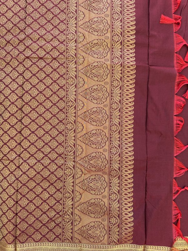 Maroon Soft Silk Saree with Zari Border - Image 3