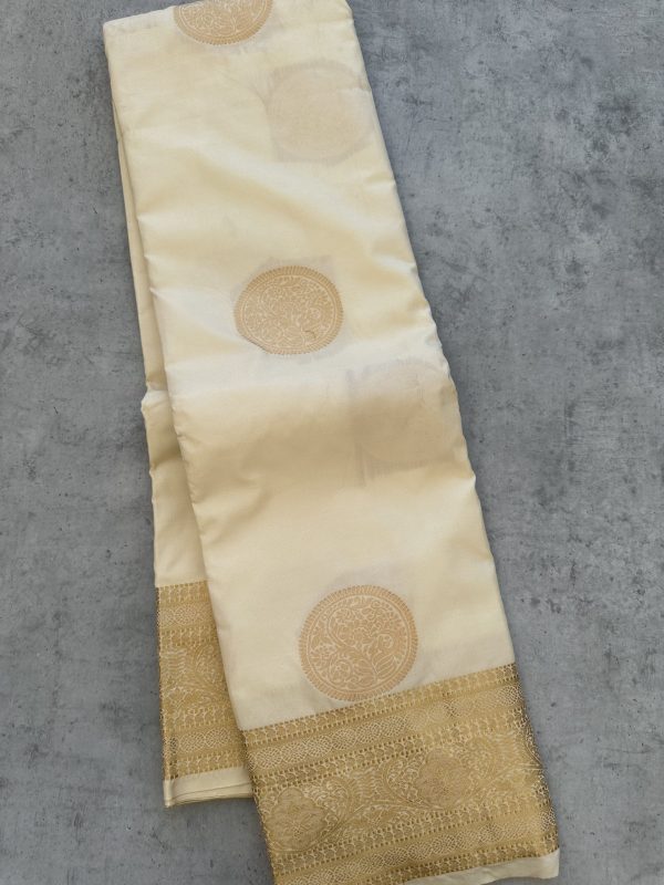 Off White Soft Silk Saree with Zari Border - Image 2