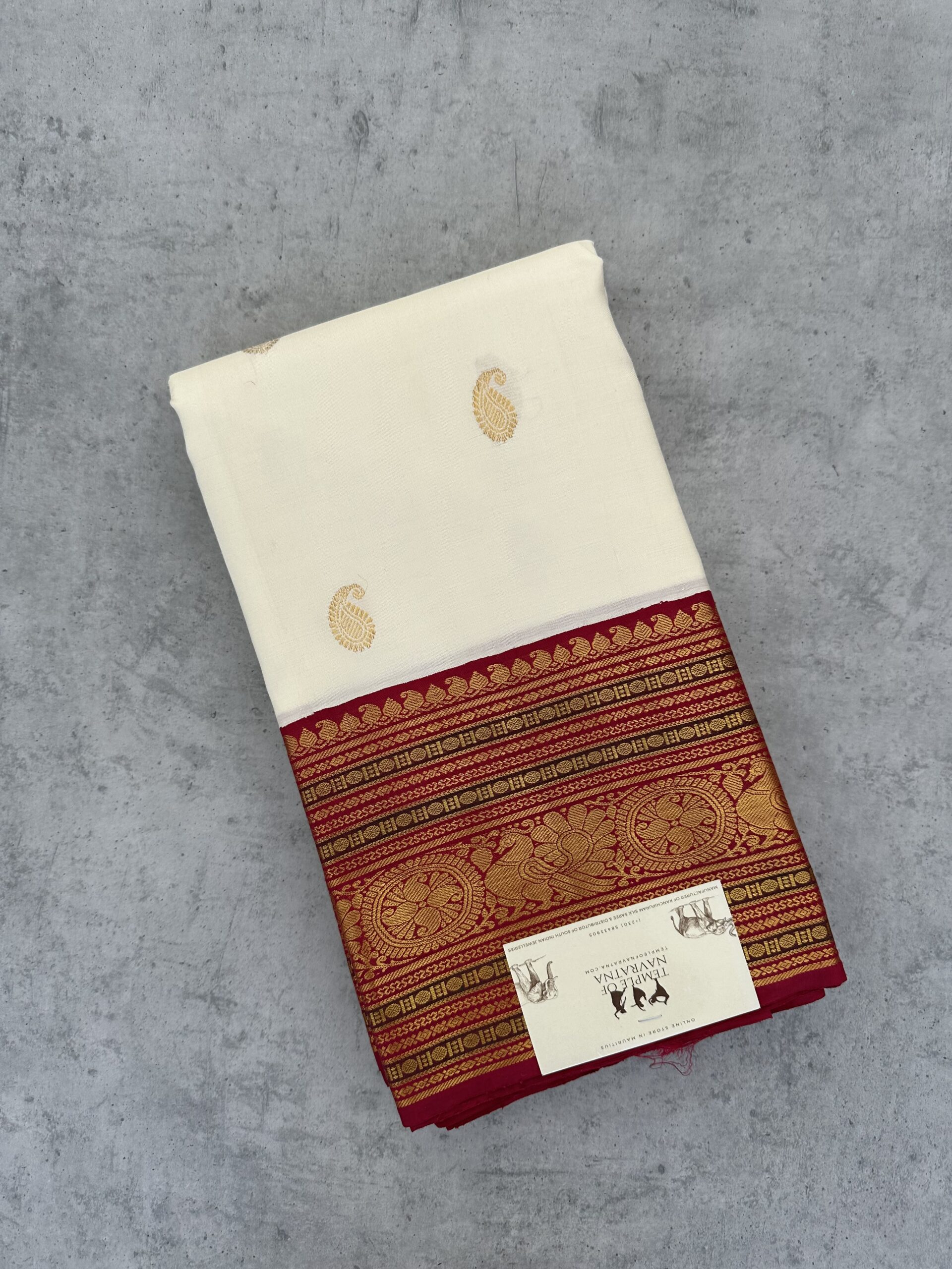 IMG_3634 Off White Pure Kanchipuram Silk Saree with Contrast Border - Image 1