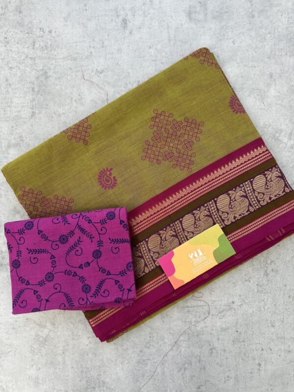 Parrot Green Kolam Printed Handloom Cotton Saree with Extra Blouse Material