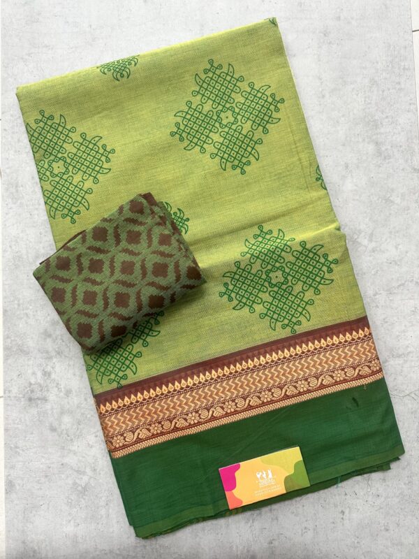 Parrot Green Printed Handloom Cotton Saree with Extra Blouse Material - Image 2